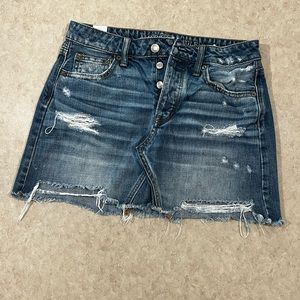 American Eagle jean ripped mini skirt